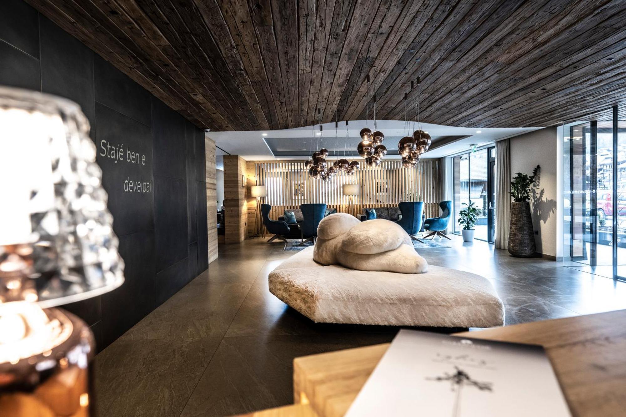 Ciampedie Luxury Alpine Spa Hotel Виго ди Фаса Екстериор снимка