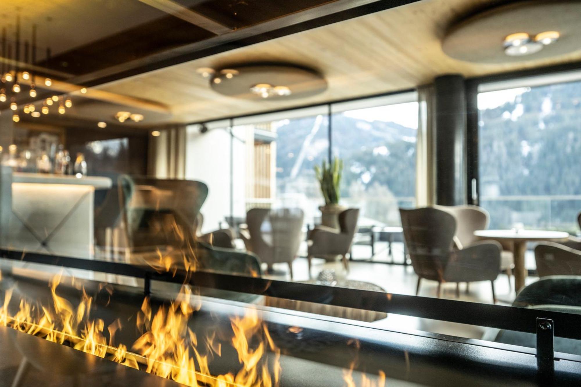 Ciampedie Luxury Alpine Spa Hotel Виго ди Фаса Екстериор снимка