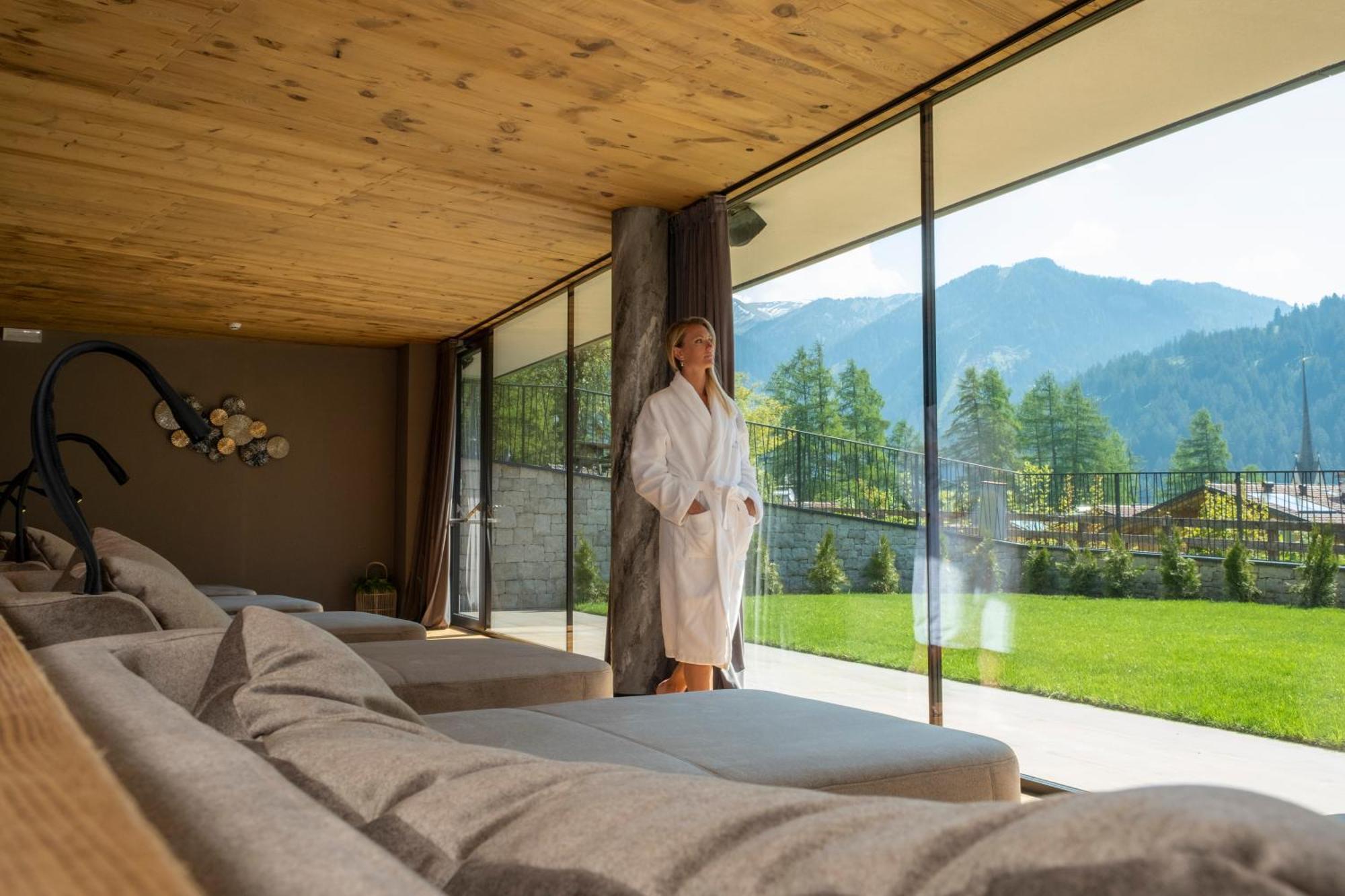 Ciampedie Luxury Alpine Spa Hotel Виго ди Фаса Екстериор снимка