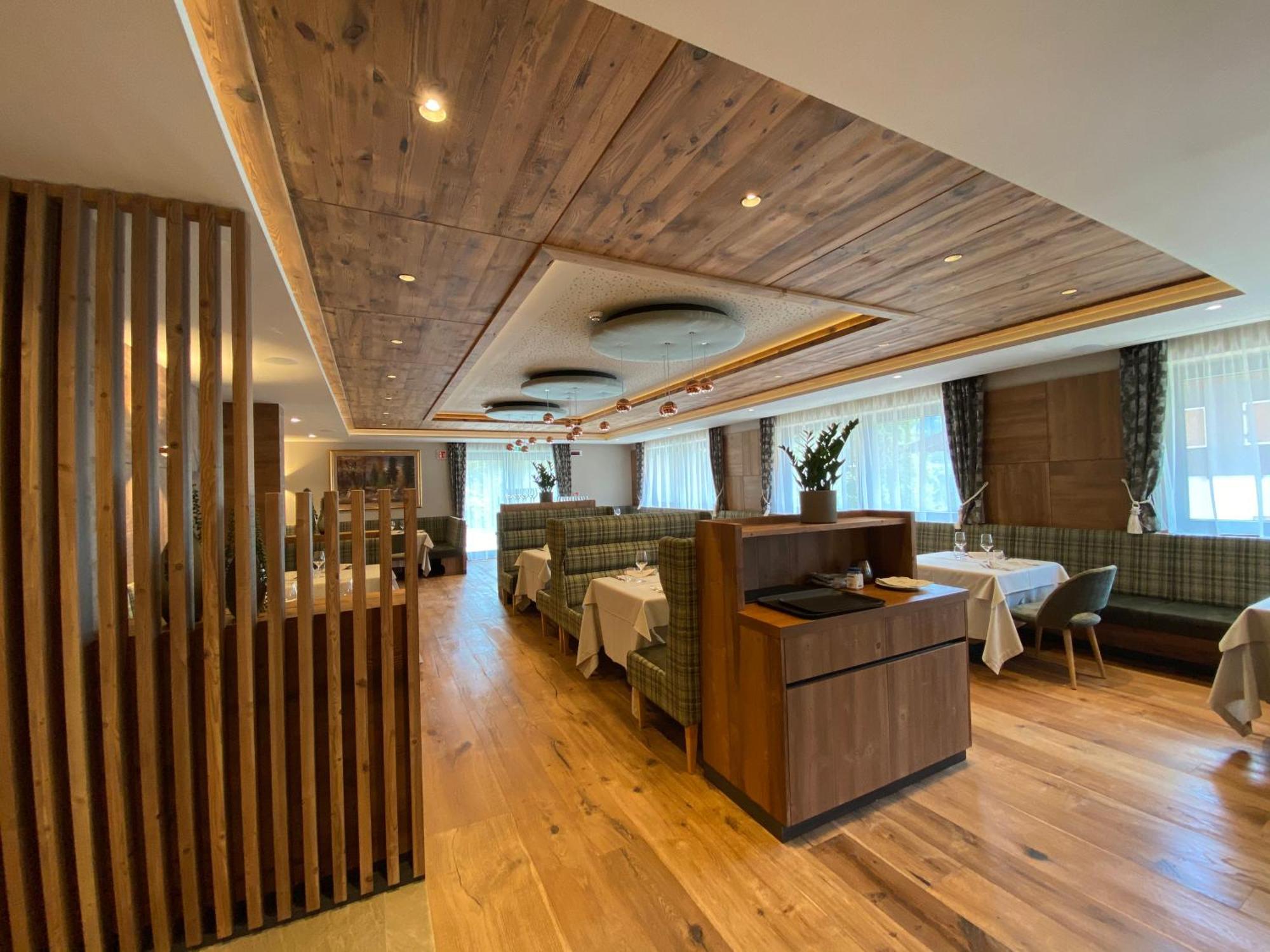 Ciampedie Luxury Alpine Spa Hotel Виго ди Фаса Екстериор снимка